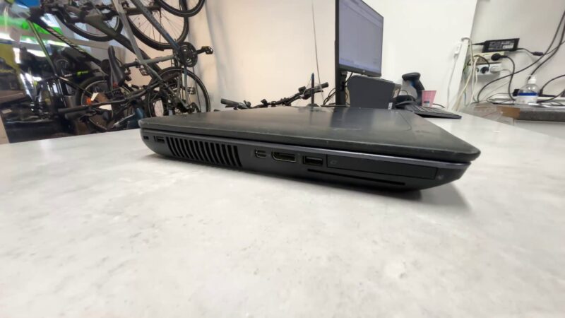 Hp Zbook 15   | i7 4900MQ | 16GB RAM | 256GB SSD | WIN 11 | Nvidia Quadro K2 100M Mit Ladegerät | Zustand: In Ordnung – Bild 5