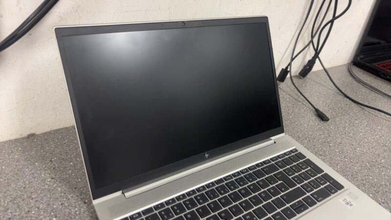 Hp Elitebook 850 G7  | i5-10310U | 16GB RAM | 128GB SSD
Bios ist gesperrt! | Zustand: Gut – Bild 3