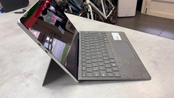 Microsoft Surface Pro 10 Intel Core Ultra 5 135U  | Intel Core Ultra 5 135U  | 16GB RAM | 512GB SSD  | intel AI Boost  | Zustand: Sehr Gut – Bild 4