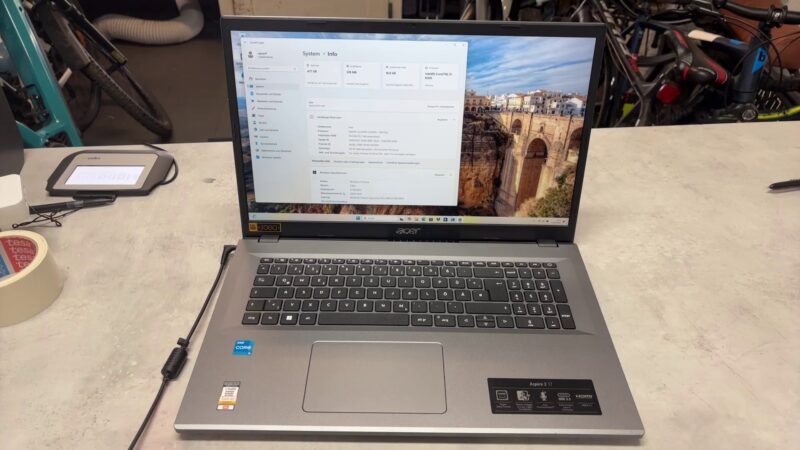 Acer Aspire 3 17 N23H5 | i3-n305 |  16GB RAM |  Windows 11 Home |  512GB SSD |  Ladegerät | Zustand: Sehr Gut – Bild 2