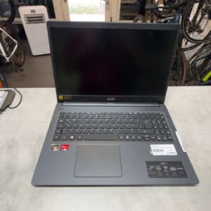 Acer Aspire 3  | Ryzen 3 3250U |  8GB RAM |  256GB SSD |  Ladegerät |  Windows 10 | Zustand: Sehr Gut
