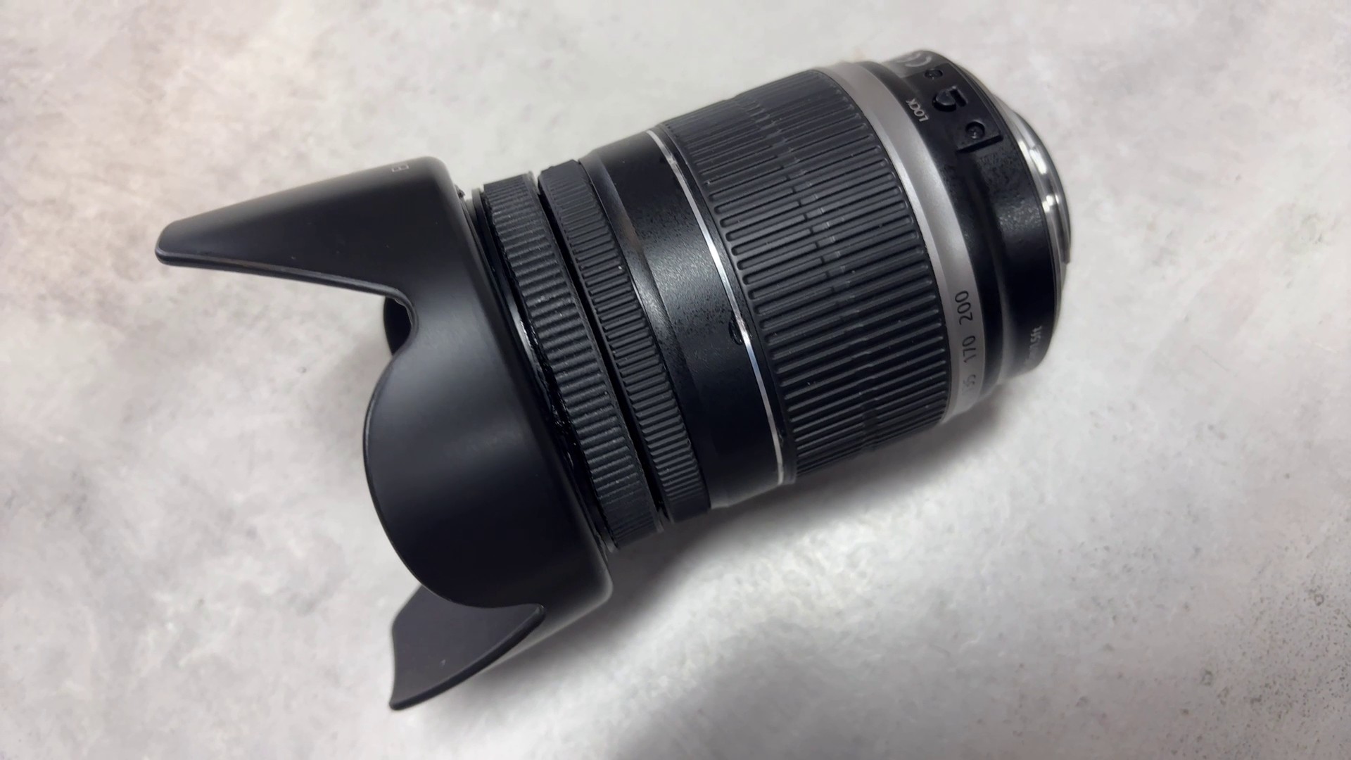 Canon Efs 18-200 1:3.5-5.6 Is Objektiv | Zustand: Sehr Gut – Bild 4
