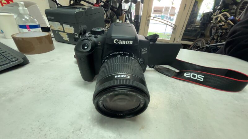 Canon Eos 750d | +EFS 18-55mm | 1xAKKU |  | Zustand: Gut – Bild 2