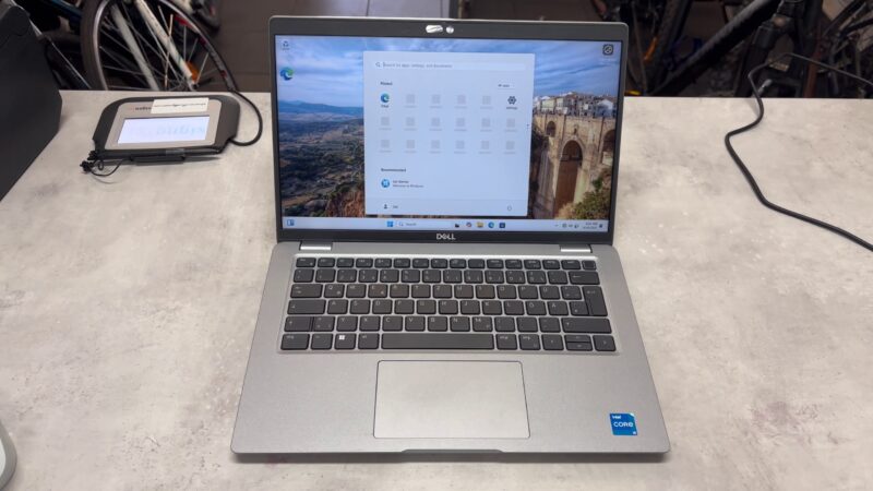 Dell Latitude 5440 | Intel i5-1335U 1 |3GHz |  256GB SSD |  16GB RAM |  Windows 11 Pro |  Ladegerät | Zustand: Gut