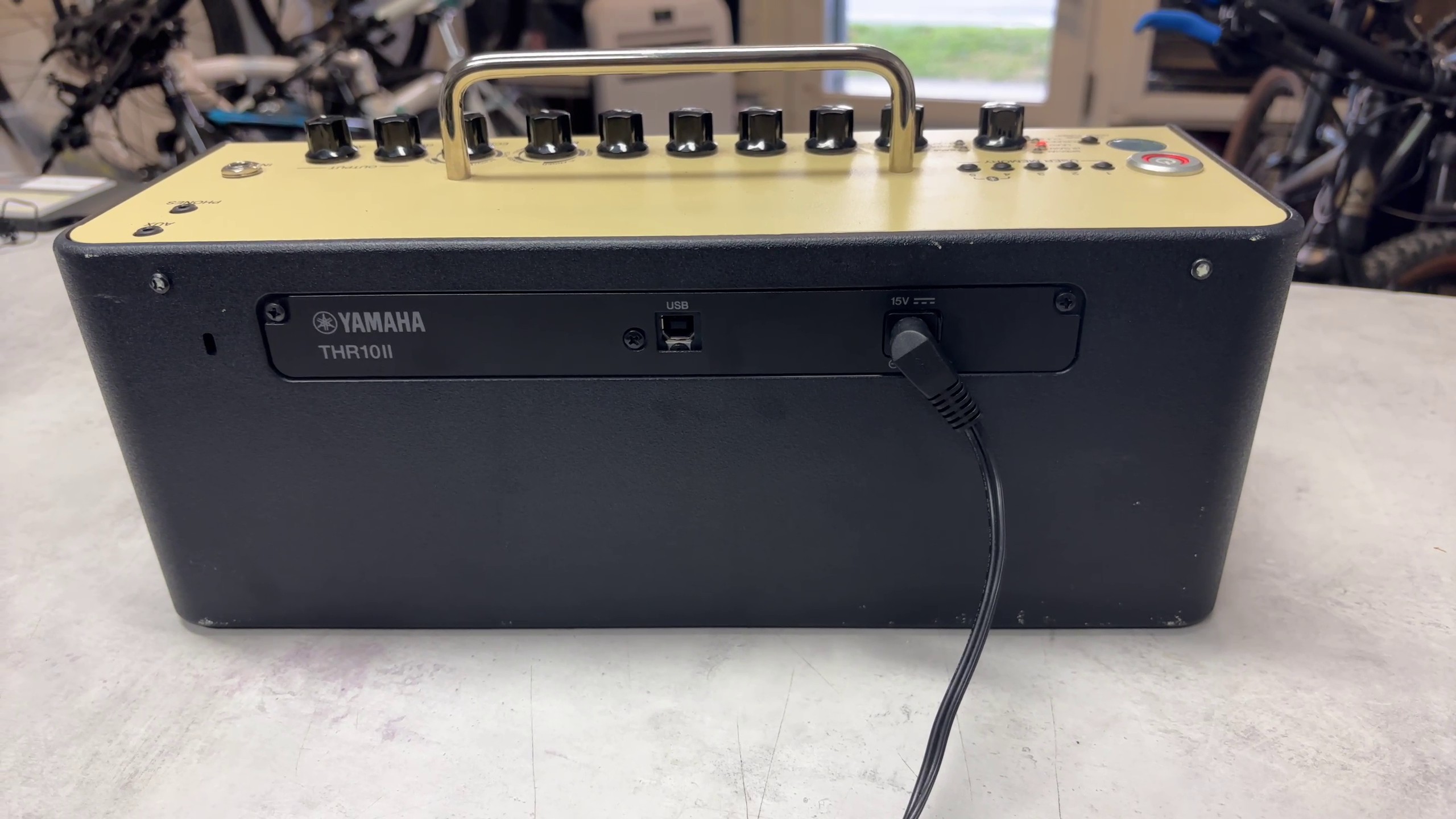 Yamaha Thr10ll | Ladegerät | Zustand: Sehr Gut – Bild 2