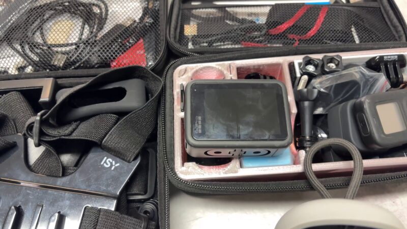 GoPro HERO9 Black | mit Originalverpackung+Zubehöre  | 7xAKKU +Ladestation  | Fernbedienung  | Kabel  | Zustand: Gut – Bild 5