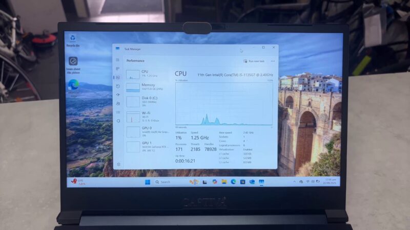 Captiva Nv40mk Laptop  | Das Display gehäuse ist auf der seite aufgerissen !!i5-1135g7 |  16GB RAM |  1TB SSD |  RTX 3050Ti |  Ladegerät | Zustand: Sehr Gut – Bild 3