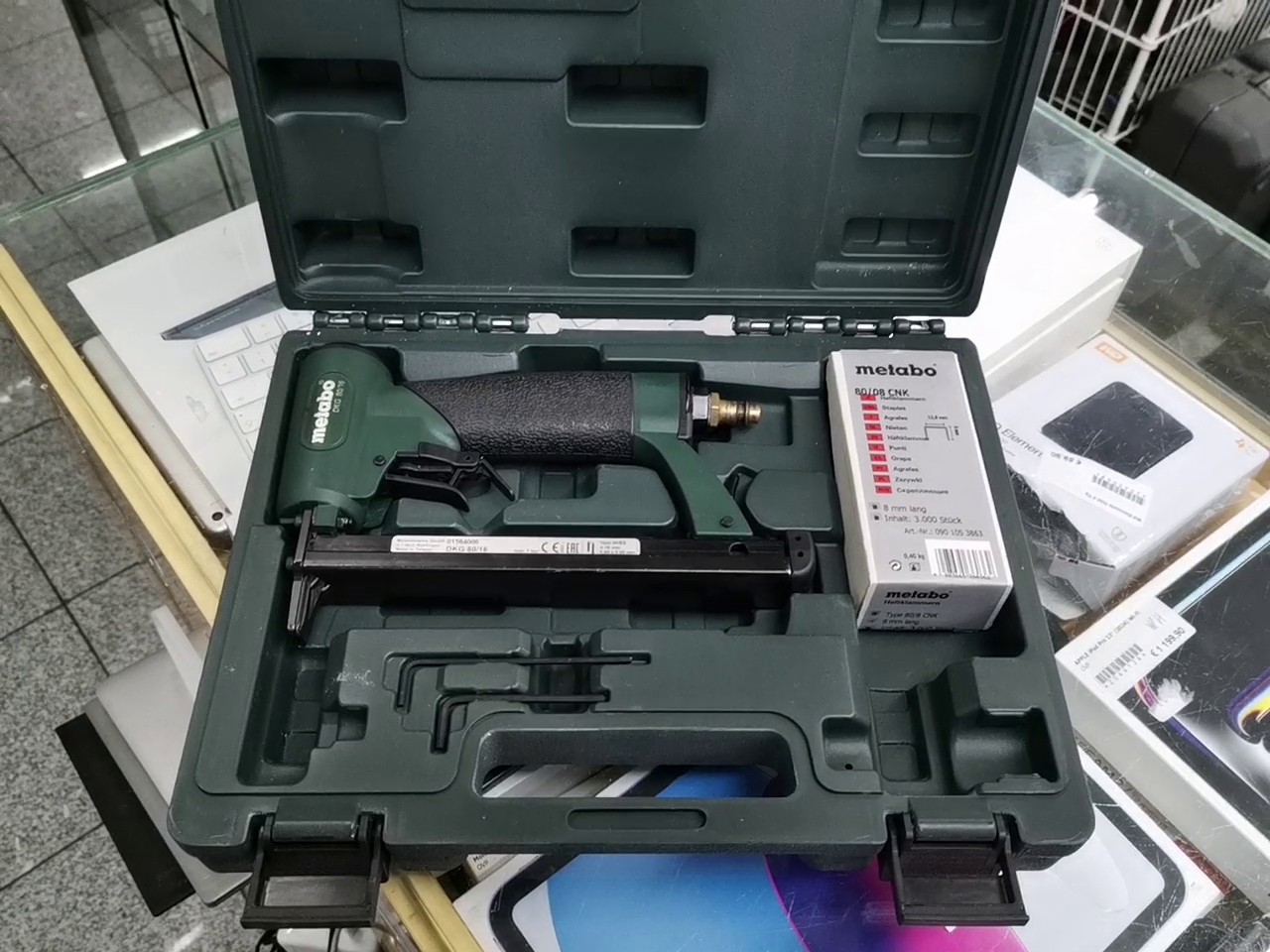 Metabo DKG 80/16 Druckluft-Tacker | Koffer | Zustand: Wie Neu – Bild 2