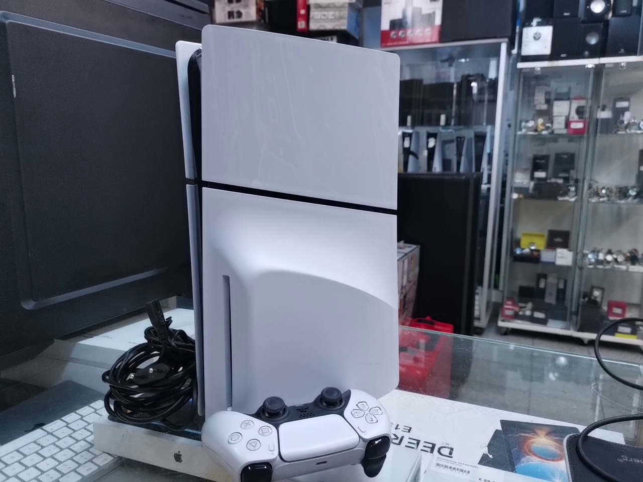 Sony PS5 Slim 1TB Disc Edition | Zustand: Gut – Bild 3