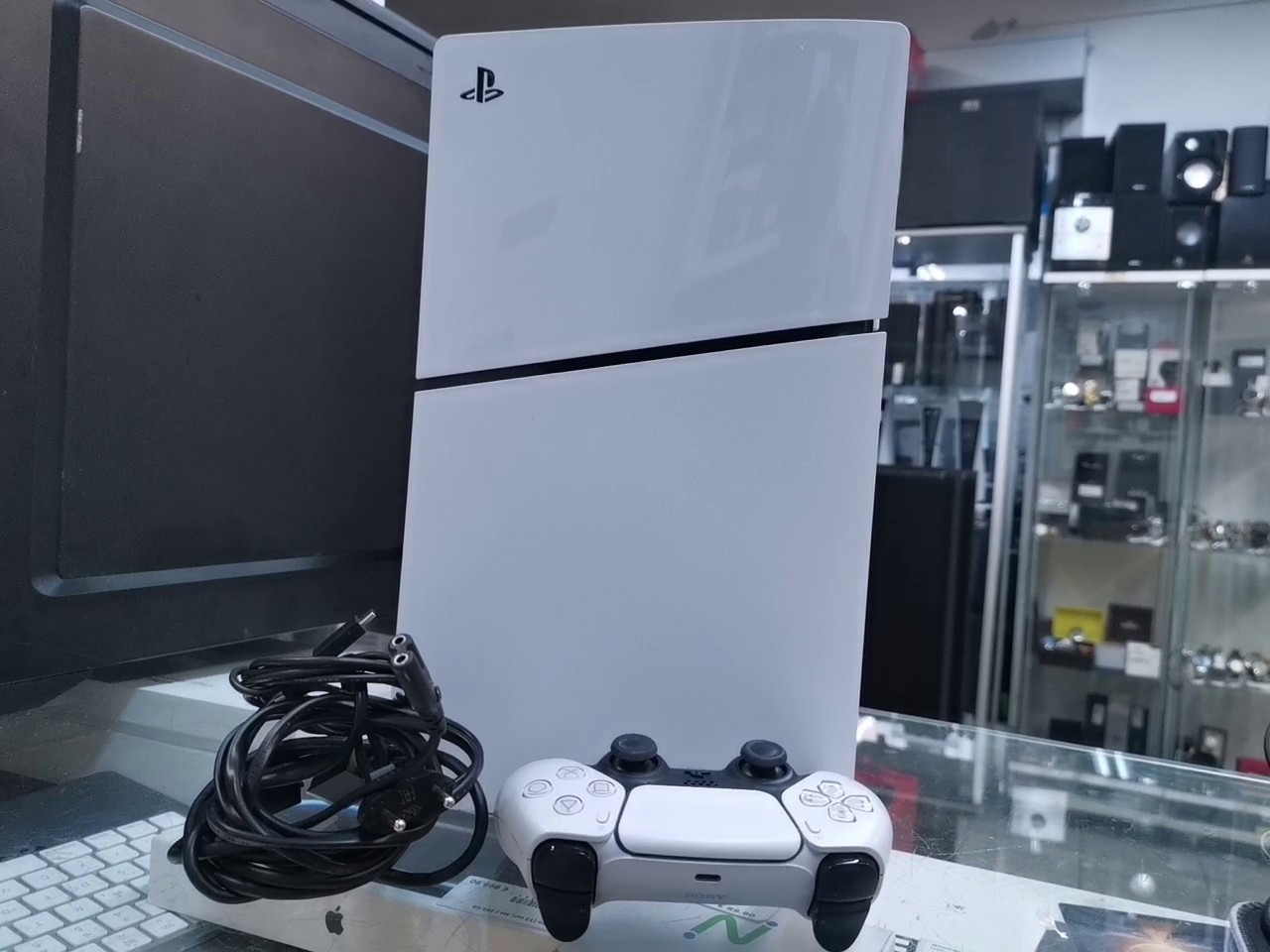 Sony PS5 Slim 1TB Disc Edition | Zustand: Gut – Bild 4