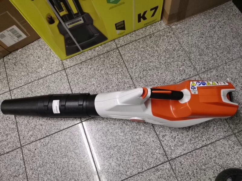 Stihl Bga 86 Mit Akku Ap 300 S Und Ladegerät Al 101 Ap-system | Mit Ladegerät  | Zustand: Wie Neu – Bild 2