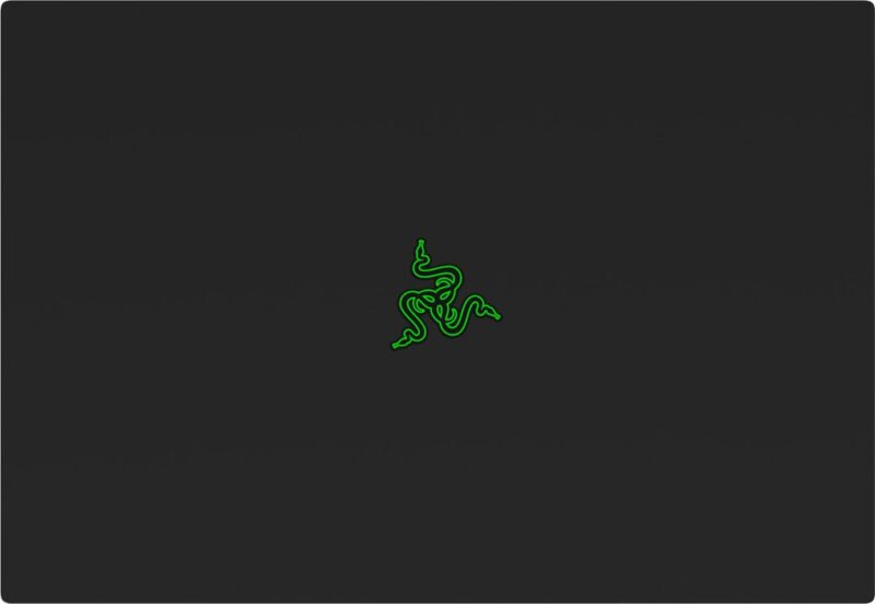 Razer Blade 18 (2024) - QHD+/300Hz, schwarz |  mit Originalverpackung Core i9-14900HX | 32GB RAM | 1TB SSD | GeForce RTX 4080 | DE | Zustand: Wie Neu – Bild 5