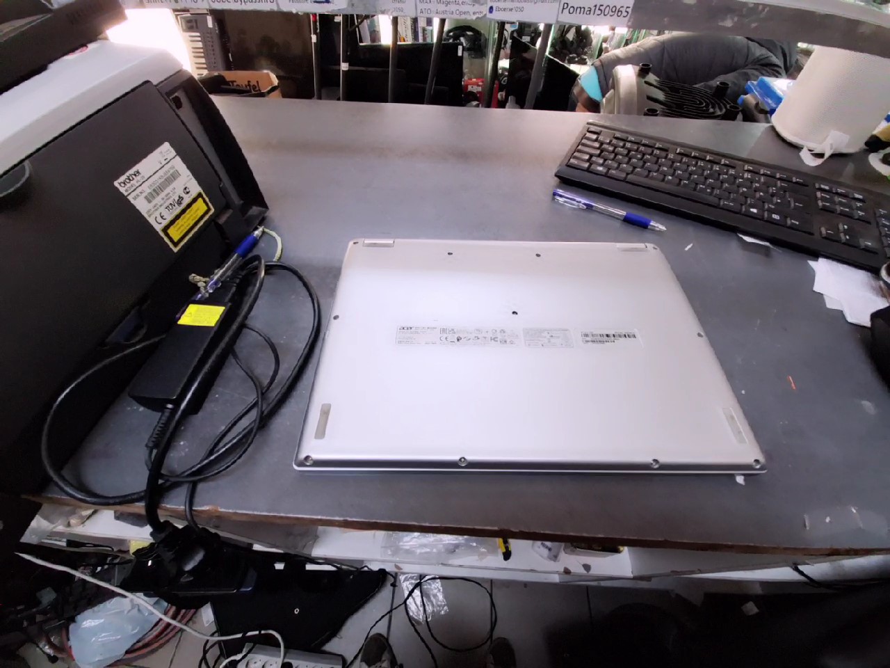 Acer Spin 1 sp114-31, DE | Celeron N5100 | 4 GB RAM | 128 GB Flash | 14 Zoll Touch Display | mit Ladegerät | Zustand: Sehr Gut – Bild 6