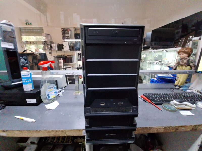 Gaming Pc Amd10-5745M, Gtx1050 | 8Gb Ram | 932Gb HDD | Zustand: Gut