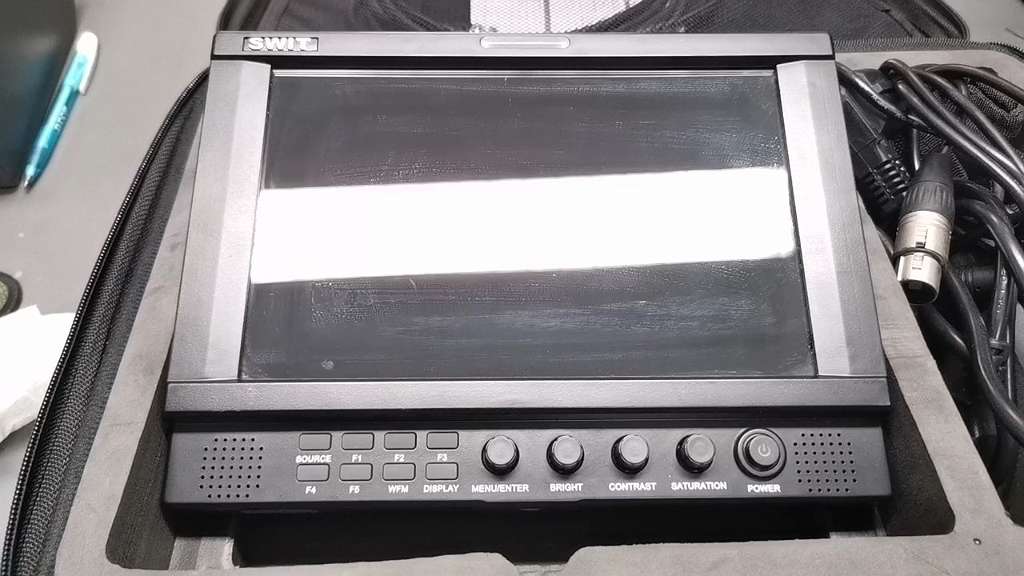 Swit S-1093F, 9" Broadcast Monitor, 1920x1200, Waveform | Vectorscope, 3G-SDI | HDMI, inkl. Transportkoffer. | Zustand: Gut – Bild 3