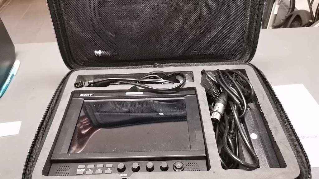 Swit S-1093F, 9" Broadcast Monitor, 1920x1200, Waveform | Vectorscope, 3G-SDI | HDMI, inkl. Transportkoffer. | Zustand: Gut – Bild 4