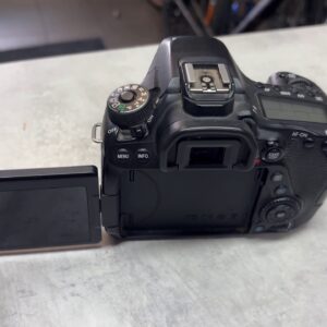 Canon EOS 80D DSLR-Kamera, 24.2 MP, Body, Zustand: Gut