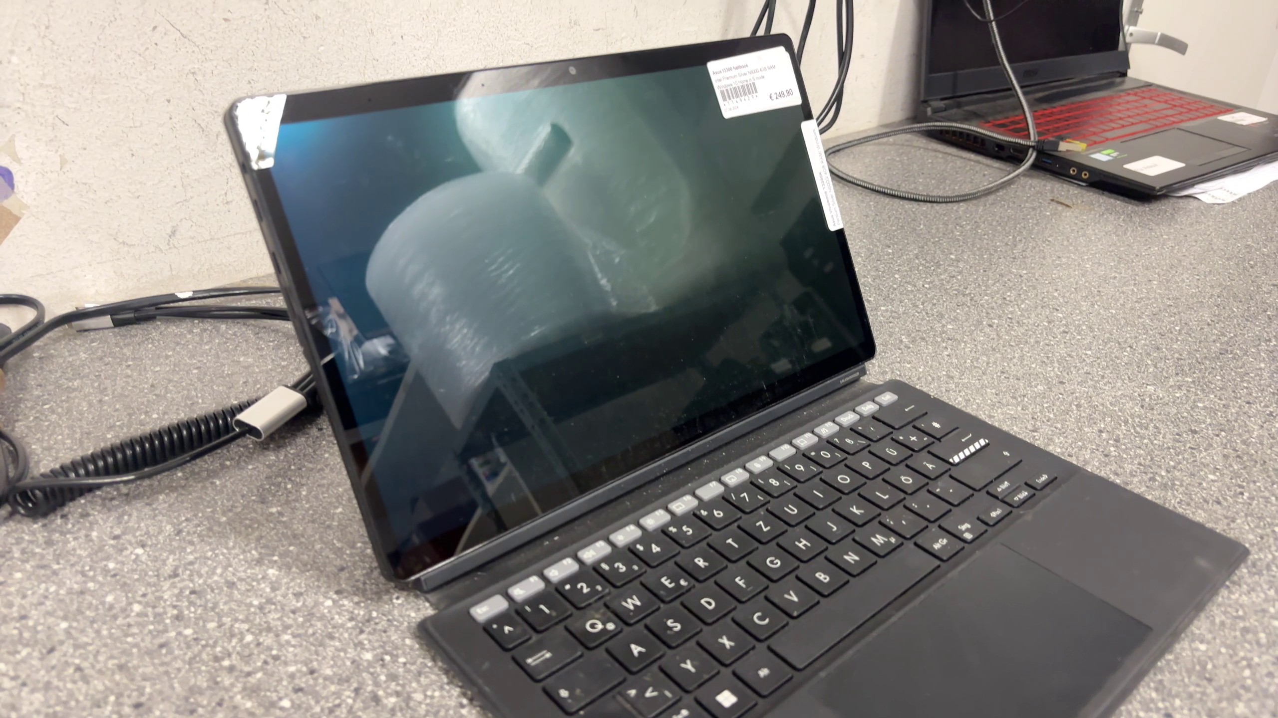 ASUS Vivobook 13 Slate OLED T3300K, 13.3" FHD OLED 2-in-1, Pentium Silver N6000, 4GB RAM, Windows 10 Home, QWERTZ Tastatur | Zustand: Sehr Gut – Bild 4