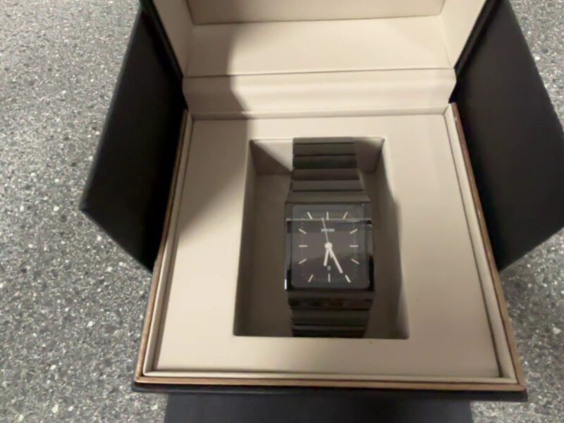 Rado Ceramica 212.0700.3, Quartz, 30mm, Herrenuhr, schwarzes Zifferblatt, Keramikarmband, mit originaler Verpackung | Zustand: Wie Neu – Bild 3