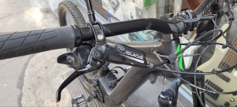 Specialized Levo Comp 29 NB BLK/BLK  | E-Bike | Sitze M | 2170 km  | Ladegerät  | mit org. Rechnung vom 06.05.2020 – Bild 4