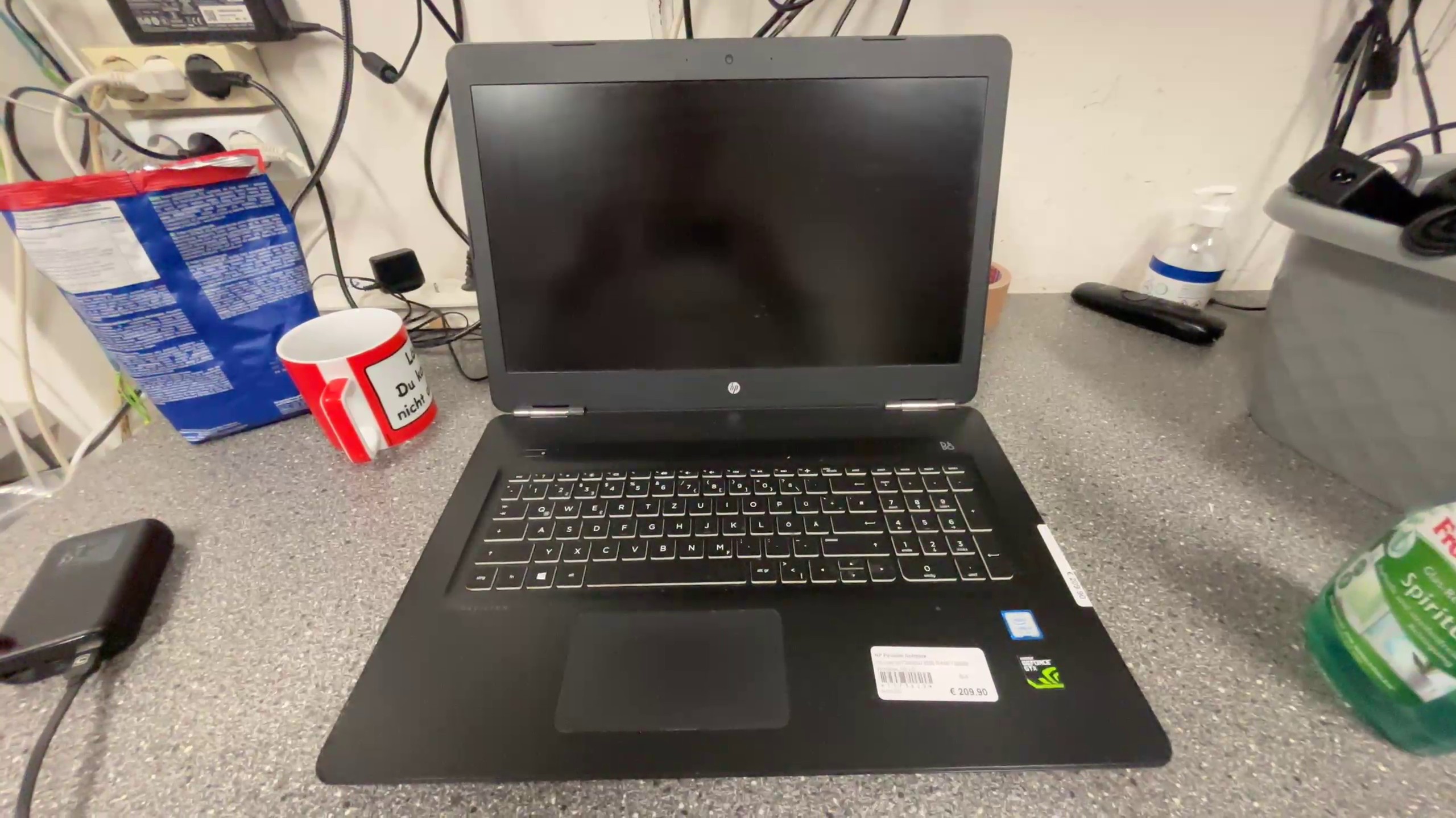 HP Pavilion 17-ab306ng, i5-7300HQ | 8GB RAM | 128GB SSD + 1TB HDD | GTX 1050 Ti | 17,3" FHD IPS | Win 10 | Zustand: Gut