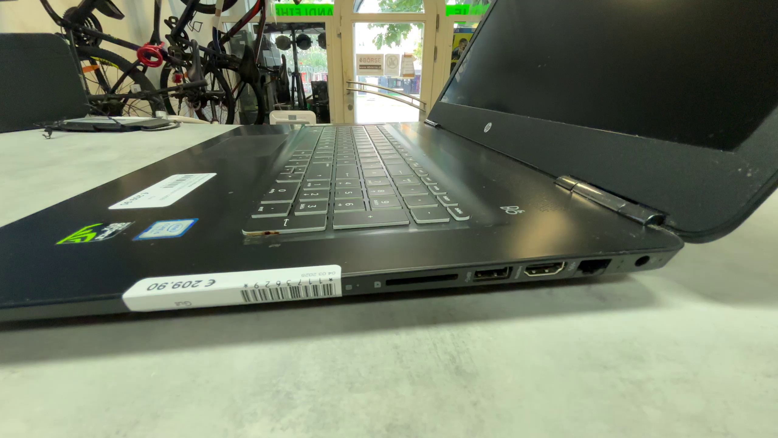 HP Pavilion 17-ab306ng, i5-7300HQ | 8GB RAM | 128GB SSD + 1TB HDD | GTX 1050 Ti | 17,3" FHD IPS | Win 10 | Zustand: Gut – Bild 5