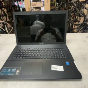 Asus R752L 17,3 Zoll, i3-5005U | 8GB RAM | 1TB HDD | Windows 10 | HD+ Display | Ziffernblock | Zustand: Gut