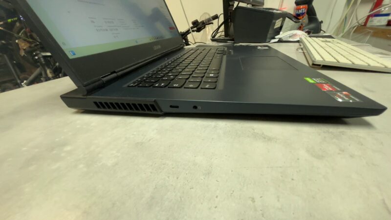 Lenovo legion 5 17ach6h | AMD Ryzen7 5800H |  16GB RAM |  1TB SSD |  RTX3070. | Zustand: Sehr Gut – Bild 2