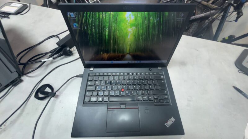 Lenovo T480s I5-8350u  | Intel Core i5-8350 | 24 GB RAM | 256 GB SSD |  Windows 11 | Zustand: Sehr Gut