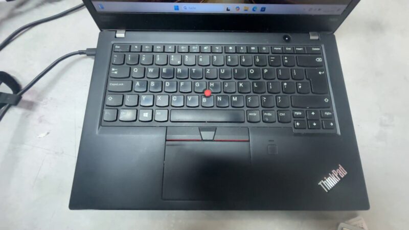 Lenovo T480s I5-8350u  | Intel Core i5-8350 | 24 GB RAM | 256 GB SSD |  Windows 11 | Zustand: Sehr Gut – Bild 2