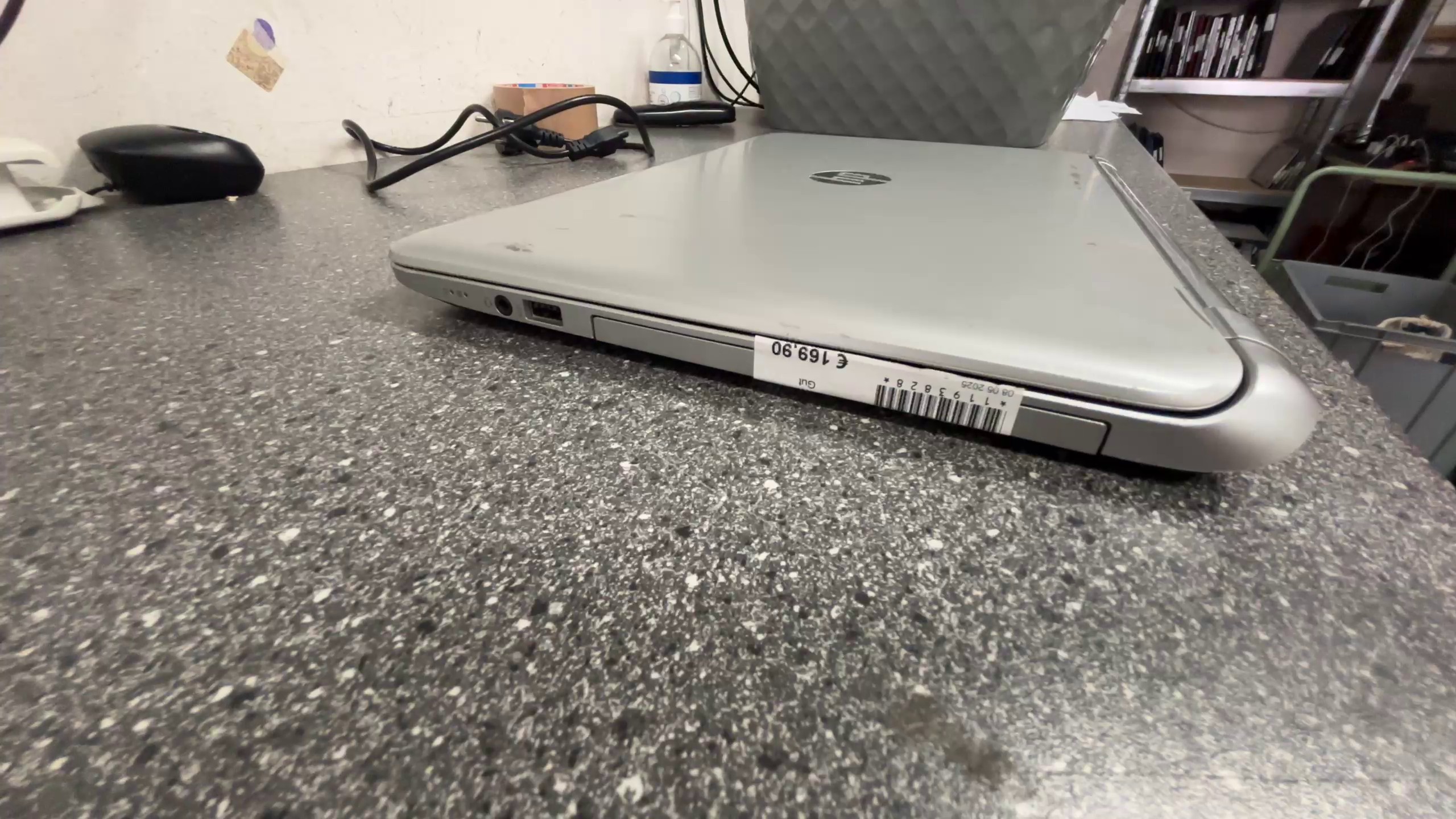 HP Pavilion 15 i7-4500U, 8GB RAM | 256GB SSD | Nvidia Geforce 840M | 15.6" Display | QWERTZ | Gebrauchsspuren | Zustand: Gut – Bild 5