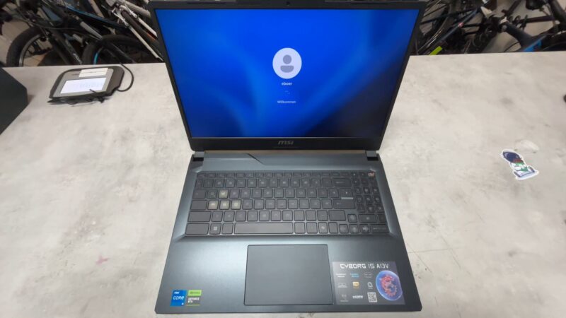 Msi Cyborg 15 A13v   |  Mit Original Verpackung  |  i5-13420H  |  16GB RAM  |  512GB SSD  |  RTX 4050 6GB  |  Windows 11 Home  |  Mit Ladegerät  | Zustand: Sehr Gut – Bild 2
