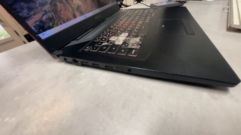 Asus Tuf Gaming A17  | AMD Ryzen 9 4900H |  16GB RAM |  1TBHDD+512 GB SSD |  GTX 1660TI6GB |  Windows11. 3Tasten (A Y fn) Sind Kaputt.. | Zustand: In Ordnung – Bild 4