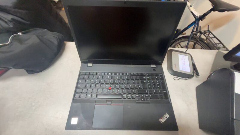 Lenovo Thinkpad P15s gen1 | Core i7-10510U | 16GB RAM | 256 GB SSD |  NVIDIA Quardo Ps20 2GB  | Zustand: Sehr Gut