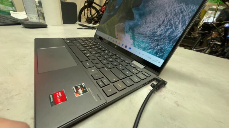 Hp Envy x360 13-ay0235ng | AMD Ryzen 3 4300U  |  8GB RAM  |  512GB SSD  |  Windows 11 Home  |  Mit Ladegerät  |  Bildschirm Touchscreen | Zustand: Gut – Bild 4