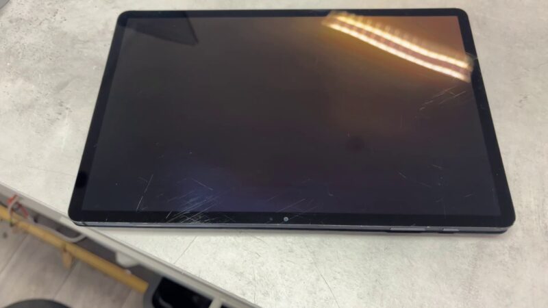 Samsung Galaxy Tab S7+ 5G - Display, (starke Kratzer,Risse) | Zustand: In Ordnung – Bild 3