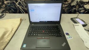 Lenovo Thinkpad T460  | Core i5-6300U |  16 GB RAM |  256 GB SSD. | Zustand: Gut