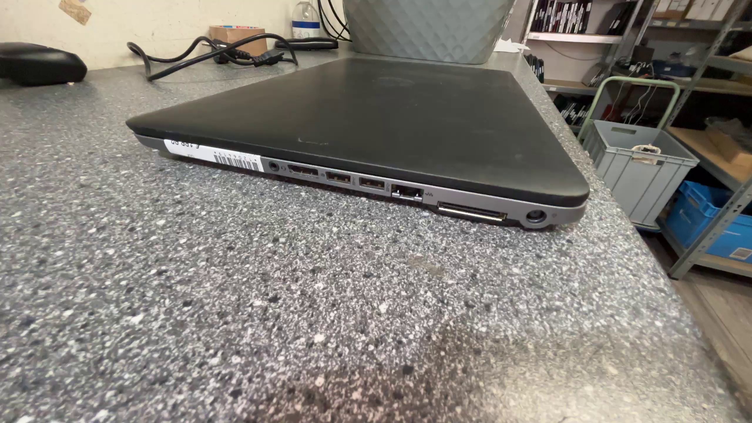 HP EliteBook 850 G2, i7-5600U | 8GB RAM | 256GB SSD | 15.6 Zoll Display. Kratzer auf Deckel und Palmrest. | Zustand: Gut – Bild 5