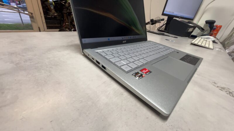 Acer Laptop Swift 3  | Ryzer 5  5500U 2.10 GHz  |  8Gb RAM  |  512GB SSD  |  Windows 11 Home  |  Mit Ladegerät  |  Der Laptop hat Gebrauchsspuren. | Zustand: Gut – Bild 3