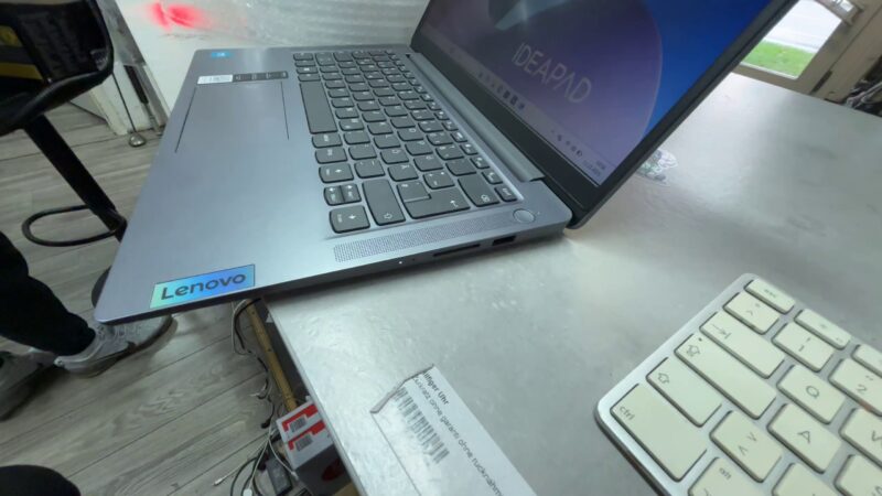Lenovo IdeaPad Slim 3 14IAN8, Intel N100 | 4GB RAM | 128GB SSD | Win 11 | 14 Zoll | Zustand: Sehr Gut – Bild 2