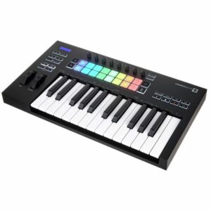 Novation Launchkey 25 MK3, MIDI Controller mit 25 Tasten. Zustand: Neuwertig, Originalverpackung (mit Originalverpackung). | Zustand: Wie Neu