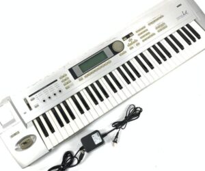 Korg Triton Le 61, 61-Tasten Workstation Synthesizer mit HI-Synthese-Engine, 16-Spur Sequencer und Dual-Arpeggiator. Inkl. Netzteil. | Zustand: Gut