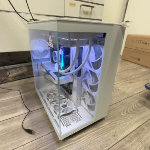 Gaming PC i9-12900K / RTX 4060, 32 GB RAM, insgesamt 2,25 TB Speicher (256 GB NVMe SSD, 1 TB SSD, 1 TB HDD). | Zustand: Sehr Gut