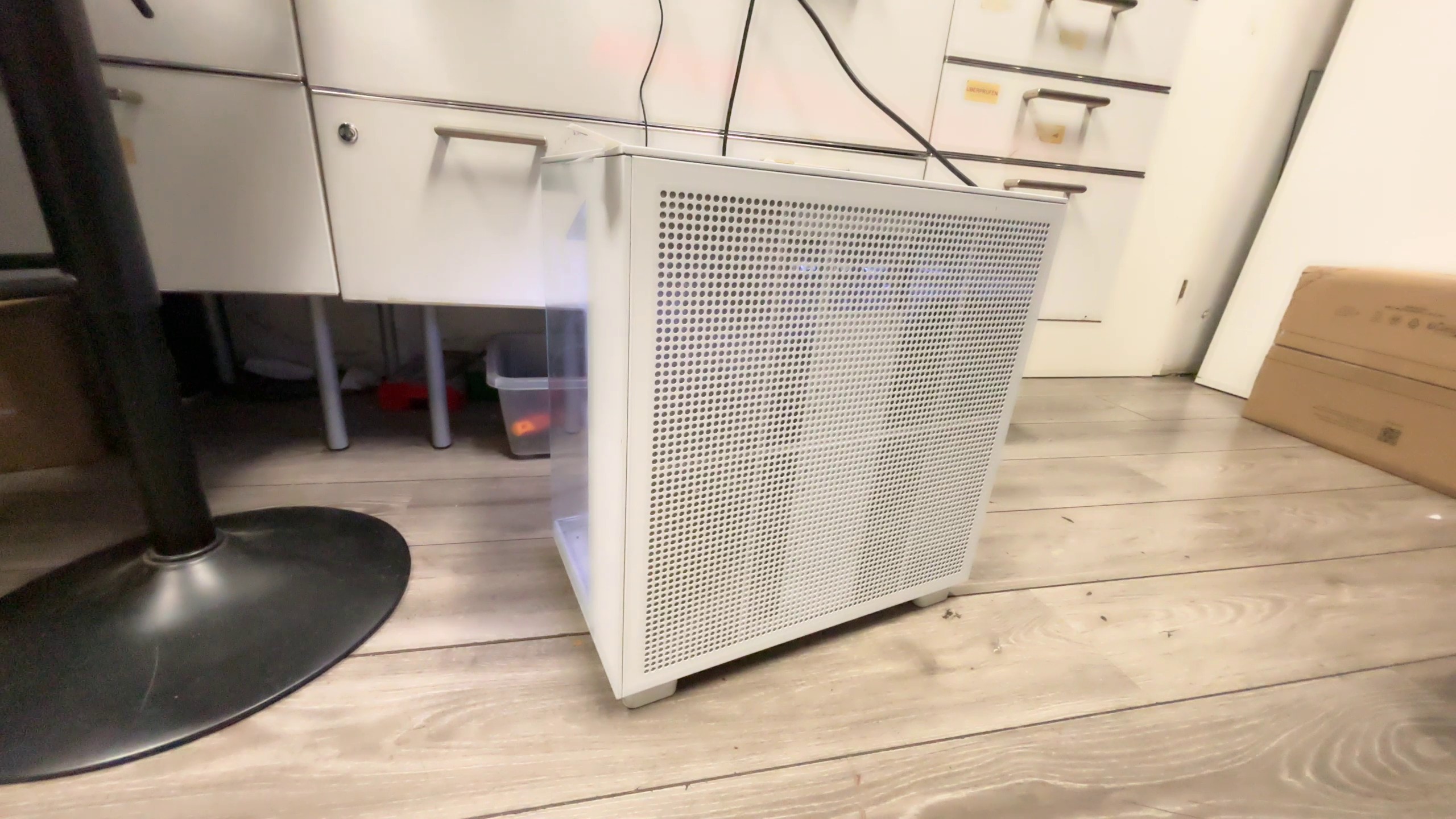 Gaming PC i9-12900K / RTX 4060, 32 GB RAM, insgesamt 2,25 TB Speicher (256 GB NVMe SSD, 1 TB SSD, 1 TB HDD). | Zustand: Sehr Gut – Bild 4