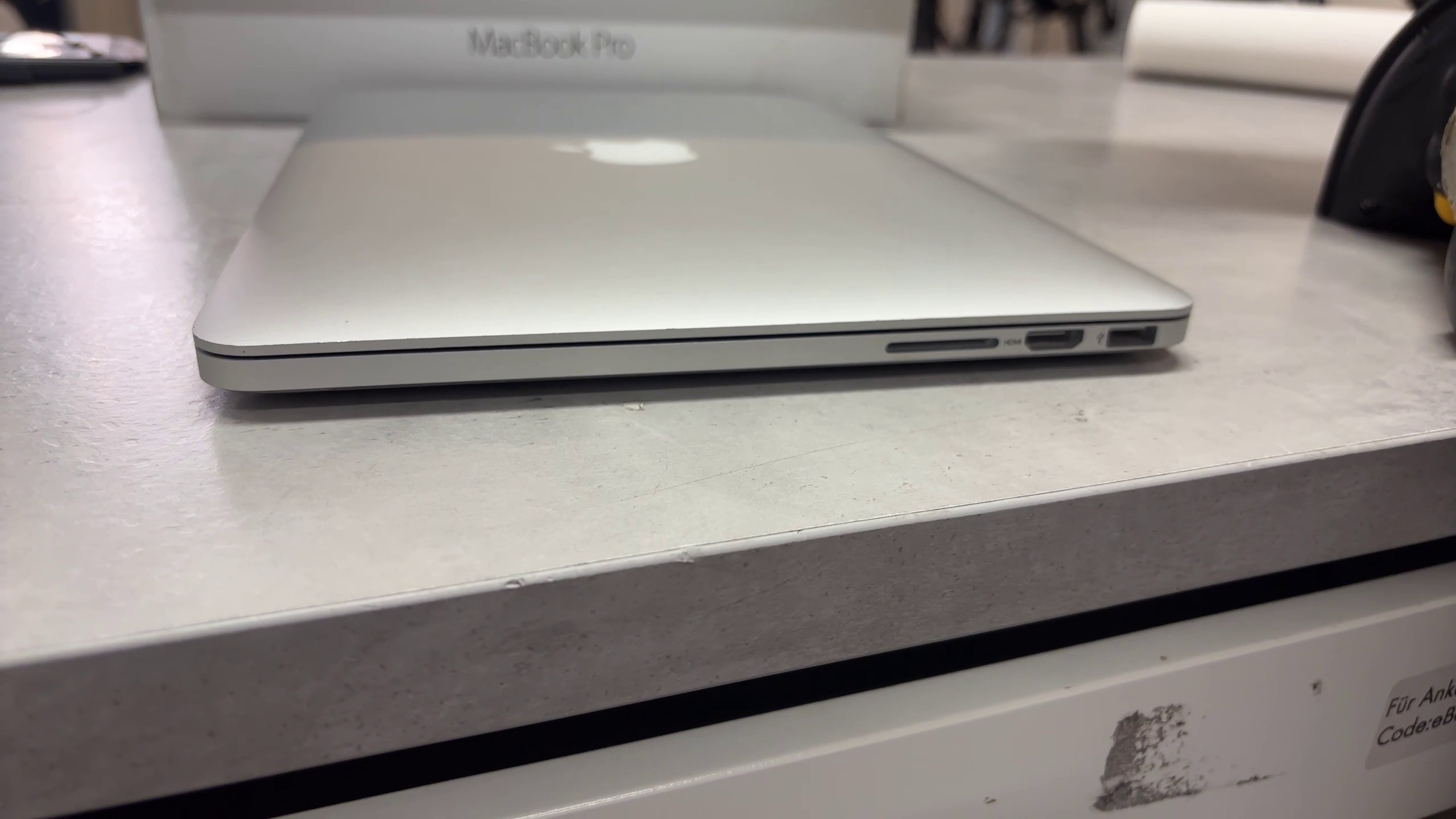 MacBook Pro A1502 2015 | i5 2 |9GHz | 8GB | 512GB SSD | 13.3" Retina | mit Originalverpackung | DE | Zustand: Gut – Bild 6