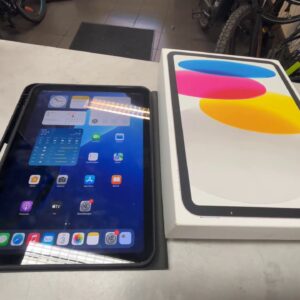 Apple iPad 10.9" (10. Generation) 64GB, Wi-Fi Silber , mit Originalverpackung & Komplettes Zubehör | Zustand: Sehr Gut