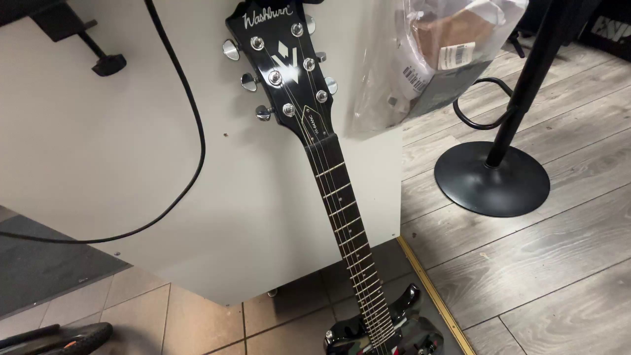 Washburn WI-64ANC Nick Catanese Camo, E-Gitarre, Aktive Randall Humbucker, Buzz Feiten System, Grover Mechaniken, Gebraucht, inkl. Gigbag. | Zustand: Gut – Bild 2