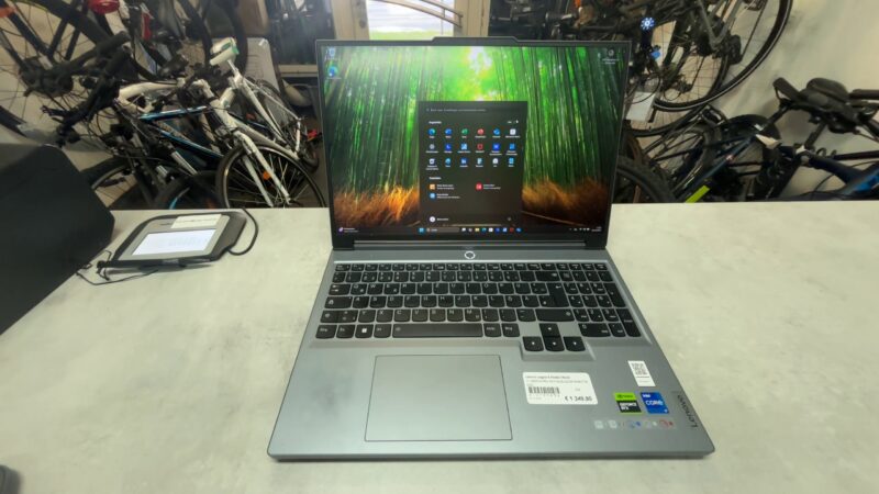 Lenovo Legion 5 16IRX9 Gaming Laptop 16, Zoll , i7-14650HX , RTX 4070 8GB , 32GB RAM , 1TB SSD | Zustand: Gut – Bild 3