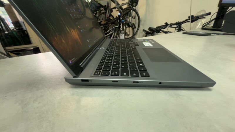 Lenovo Legion 5 16IRX9 Gaming Laptop 16, Zoll , i7-14650HX , RTX 4070 8GB , 32GB RAM , 1TB SSD | Zustand: Gut – Bild 4
