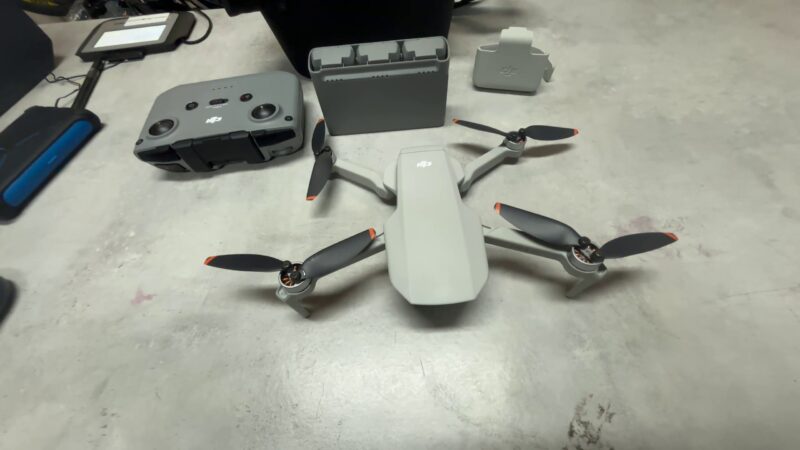 Dji Mini 4k Fly More Combo  | Mit tasche 3x akku Fernsteuerung  | Zustand: Gut – Bild 4